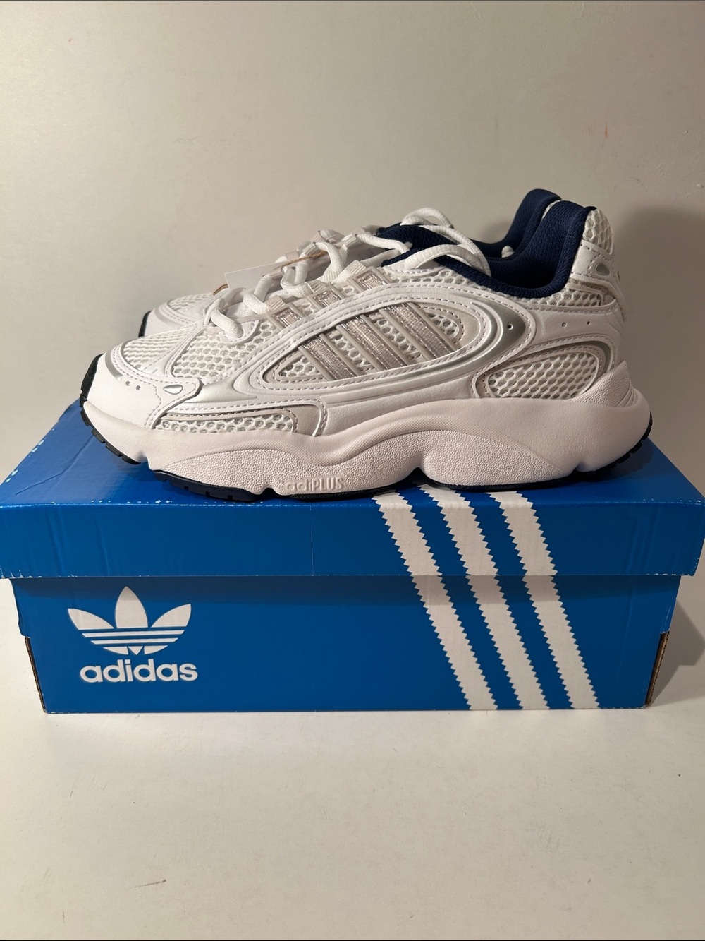 Adidas Ozmillen Cloud White Grey Blue
